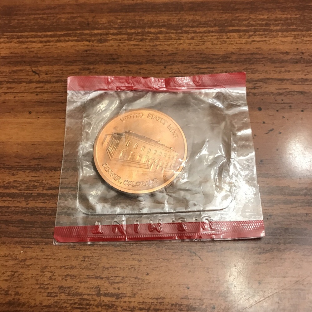 Vintage 1980's Denver Mint Copper‎ color souvenir In Package coin